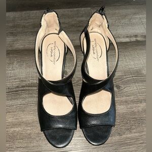 Women's Black Sandals